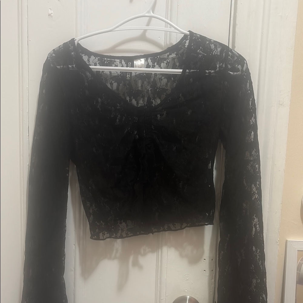H&M Black Fitted Crop Blouse